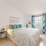 Sea View Penthouse Eden - *