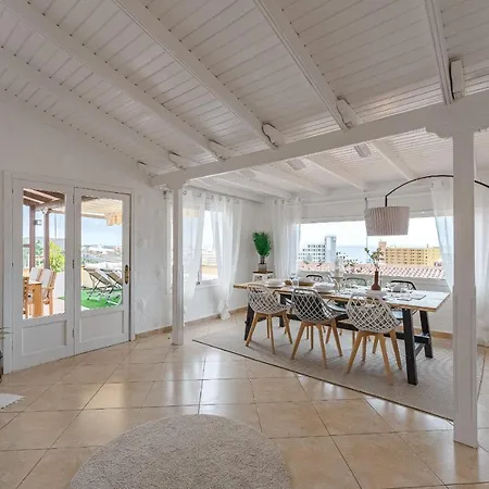 Sea View Penthouse Eden - Lejlighed *
