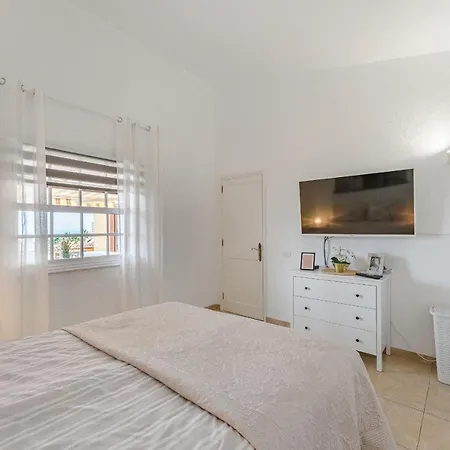 Lejlighed Sea View Penthouse Eden -